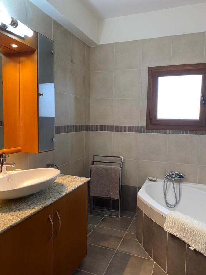 Episkopi Villa, Luxury 4 Bedroom With Pool - Lemesós Eksteriør bilde